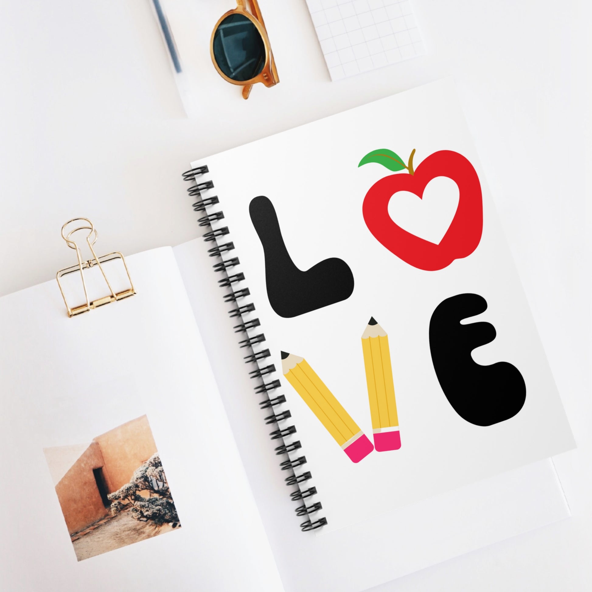 Teacher L O V E Notebook - Amor Amra