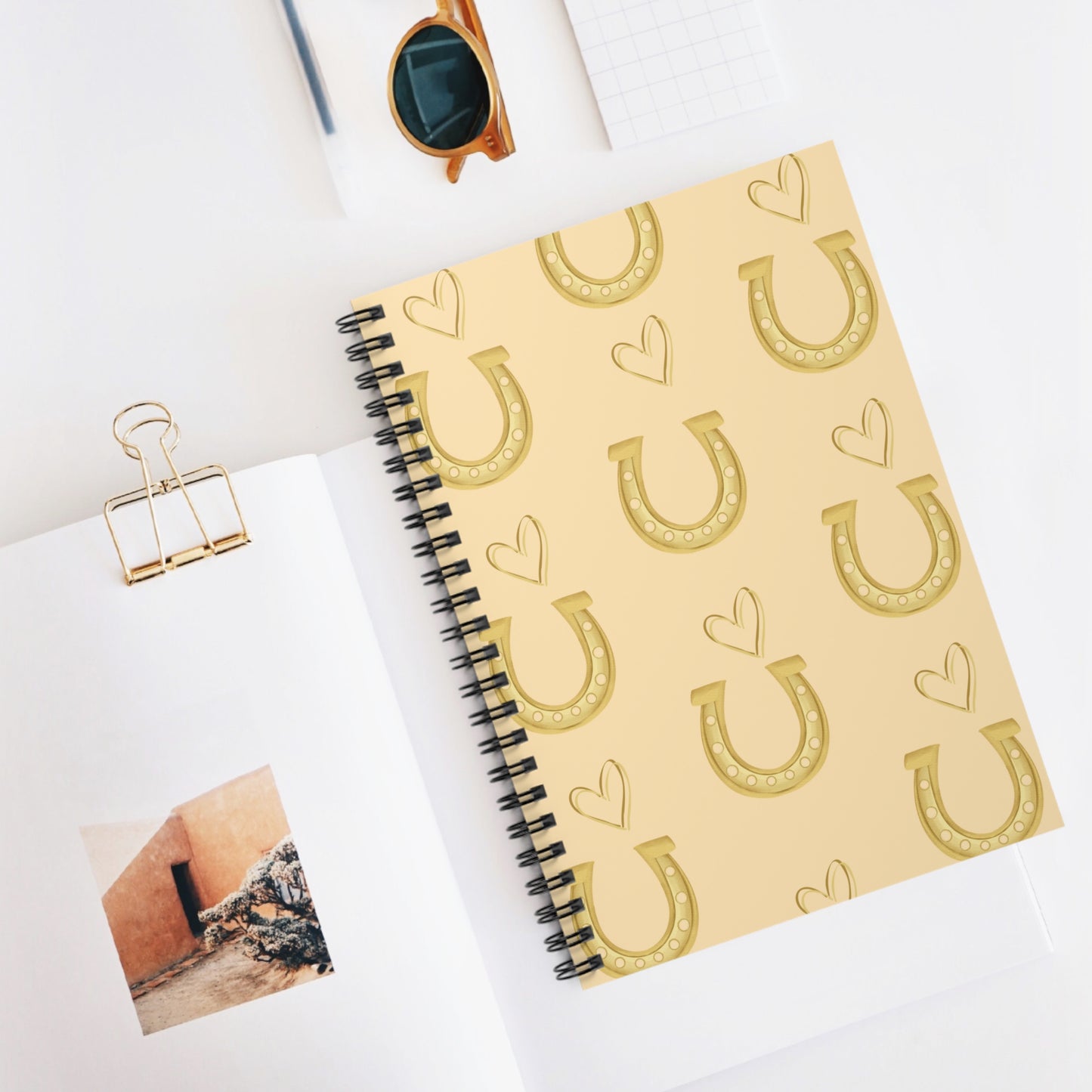 Horseshoe Notebook