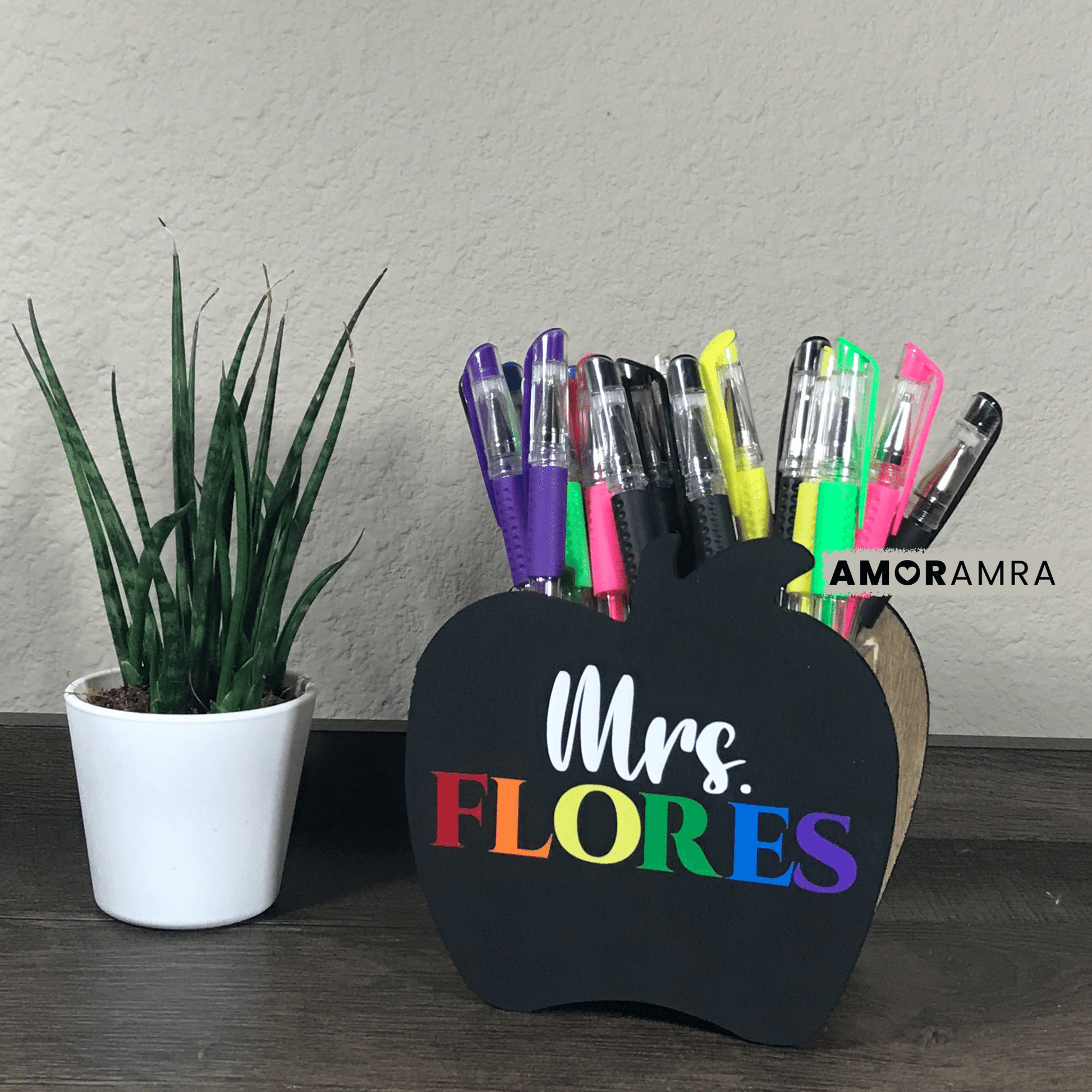 Apple Pencil Holder | Rainbow Name - Amor Amra